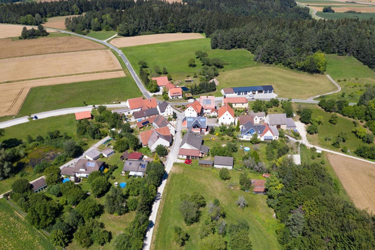 Gasthof-Pension Brauner Hirsch in Alfeld - Mittelfranken Exterior foto